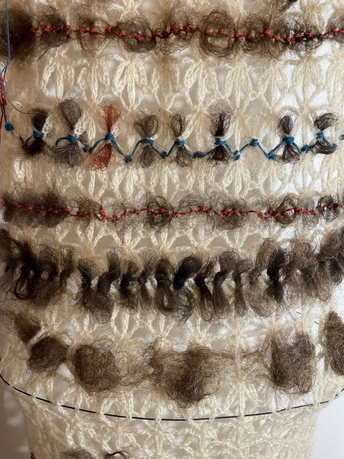 Détails Textile et cheveux - Installation Textile & Capillaire « Lignes de Femmes »