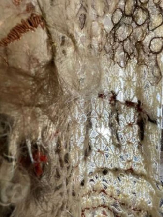 Détail sur Recto - Installation Textile & Capillaire « Lignes de Femmes »